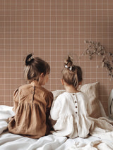PAPIER PEINT ENFANT - QUADRILLAGE TERRE DE SIENNE