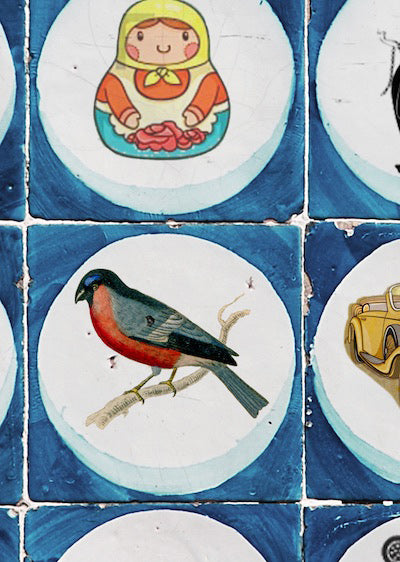 Echantillon Papier peint Vintage Titles